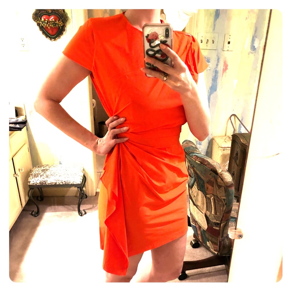 Diane Von Furstenberg Belted Dress 👗